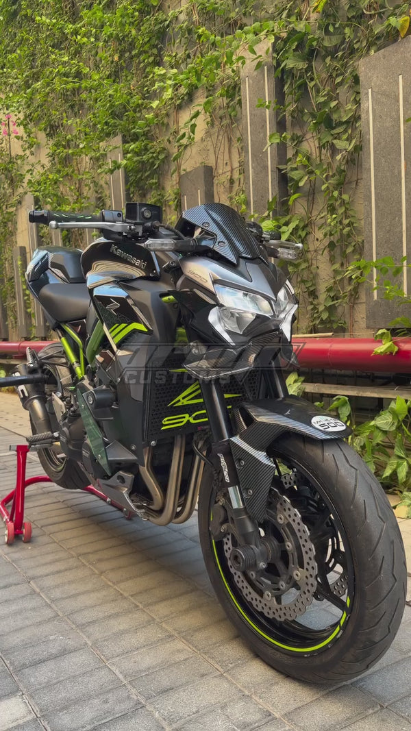 KAWASAKI Z900