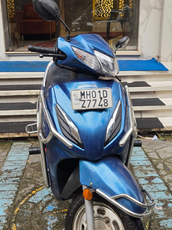 ACTIVA 6G STEEL SLIVER CRASH GUARD WITH DUAL SLIDERS